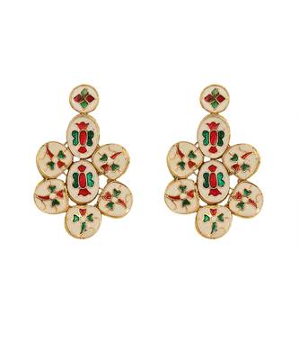 Kundan inspired floral shaped earrings 4