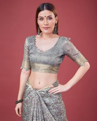 Grey Handloom Silk Self Design With Golden Border Saree For Women With Blouse Piece 5