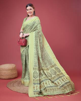 Green Handloom Silk Self Design With Golden Border Saree For Women With Blouse Piece 3