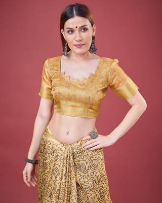 Yellow Handloom Silk Self Design With Golden Border Saree For Women With Blouse Piece 4