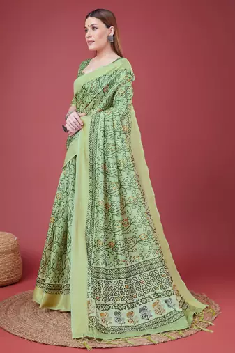 Green Handloom Silk Self Design With Golden Border Saree For Women With Blouse Piece