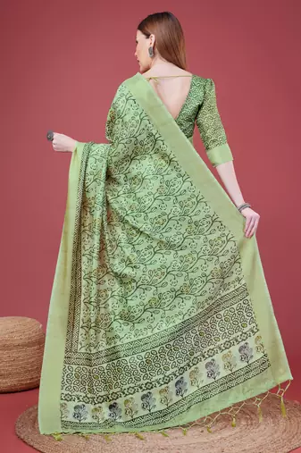 Green Handloom Silk Self Design With Golden Border Saree For Women With Blouse Piece