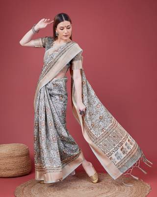 Grey Handloom Silk Self Design With Golden Border Saree For Women With Blouse Piece 4