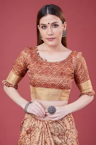 Peach Handloom Silk Self Design With Golden Border Saree For Women With Blouse Piece