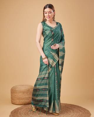 Green Ikat Silk Self Design With Golden Border Saree For Women With Blouse Piece 4