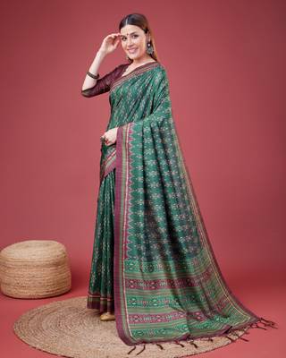Green Ikat Silk Self Design With Golden Border Saree For Women With Blouse Piece 2