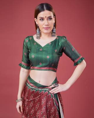 Maroon Ikat Silk Self Design With Golden Border Saree For Women With Blouse Piece 5