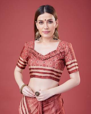 Maroon Geometric And Floral Printed Silk Self Design With Golden Border Saree For Women With Blouse Piece 5
