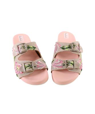 Thread work pink jute sliders 4