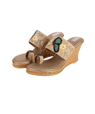 Hand embroidered gold heels 1