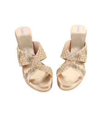 Sequin embellished gold wedges 4
