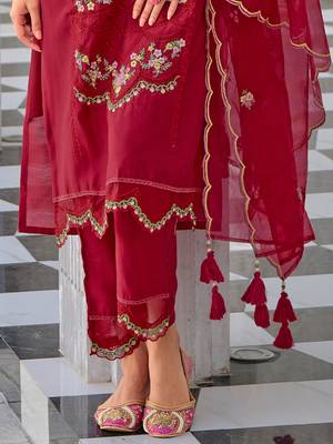  women kurta and trouser duppata set silk blend 3