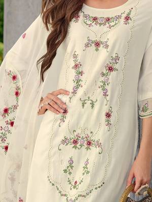  women kurta and trouser duppata set silk blend 3