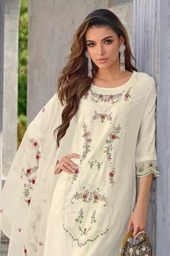  women kurta and trouser duppata set silk blend