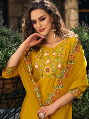 Vredevogel women kurta and trouser duppata set silk blend 2