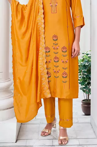  women kurta and trouser duppata set silk blend
