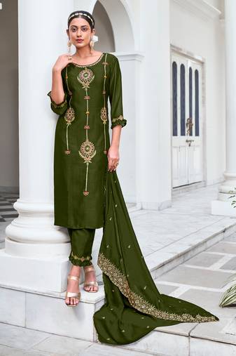  women kurta and trouser duppata set silk blend
