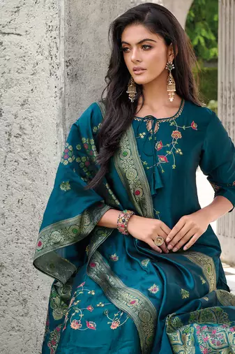  women kurta and trouser duppata set silk blend