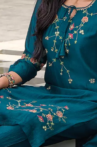  women kurta and trouser duppata set silk blend