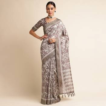 Doi Moi Green Silk Blend Printed Saree For Women Bonga Green D349/P782   1
