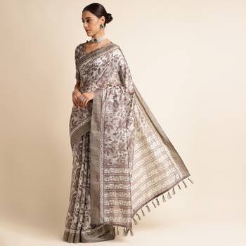 Doi Moi Green Silk Blend Printed Saree For Women Bonga Green D349/P782   2