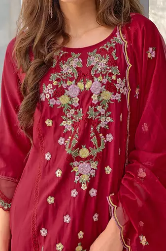  women kurta and trouser duppata set silk blend