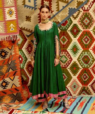 Emerald green slit sleeve anarkali set 1