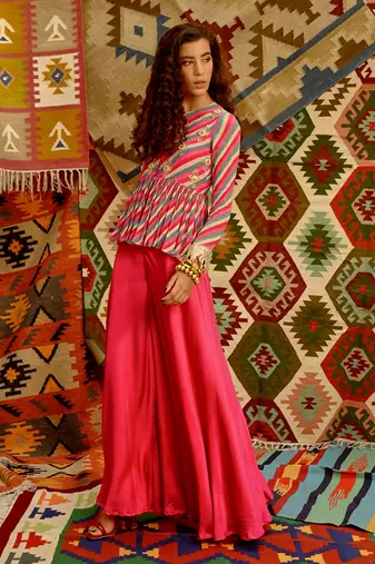 Hot pink  indi-leheriya metal bead work tunic set
