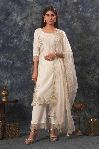 Rajdulari - ivory suit set