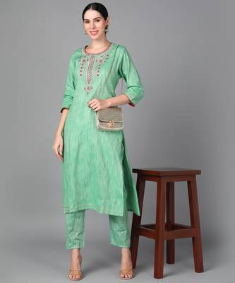 Green Floral Embroidery Work Cotton Straight Kurta Set 1