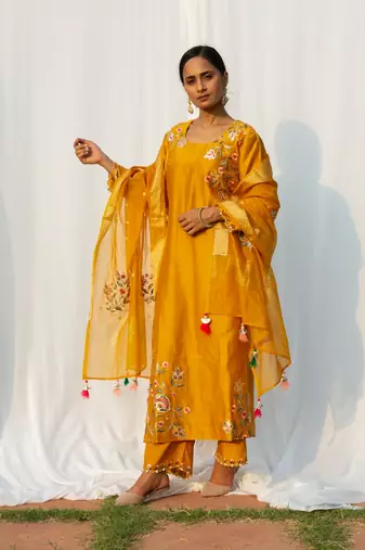 Rajkumari - yellow suit set