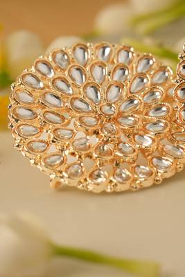 Contemporary Kundan Big Round Stud Earrings 3