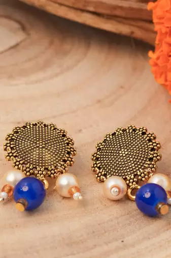 Gold Plated Pendant Necklace Set with White Pearls and Blue Bead