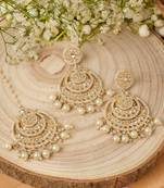 Classic Kundan Maang Tikka & Earring Set with Pearl Drops