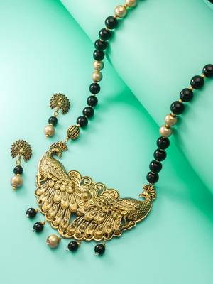 Black Beads Necklace with Gold Plated Peacock Pendant 2