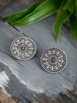 Disc traditional oxidised earrings 1