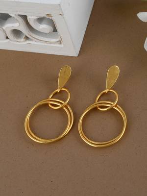 Contemporary gold plated statement earring for women 1