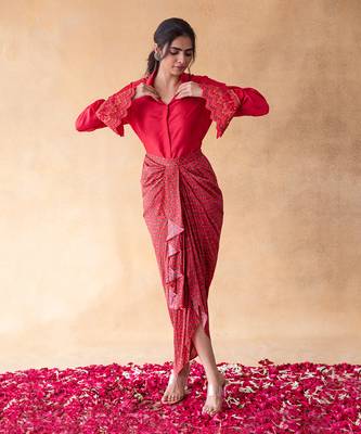 Pink floral printed draped skirt set 1