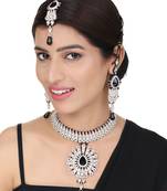 Brass Black Jewelry Set - Bold and Beautiful Ensemble