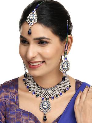 Brass Blue Jewelry Set - Timeless Elegance in Shades of Blue 1