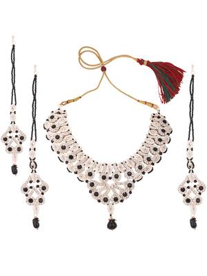 Brass Black Jewelry Set - Elegance in Ebony Beauty 3