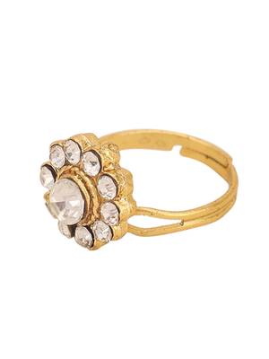 Pure Elegance: Brass White Jewelry Set 6