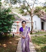 ROYAL BLUE WOVEN KANJIVARAM SILK SAREE WITH BLOUSE PIECE