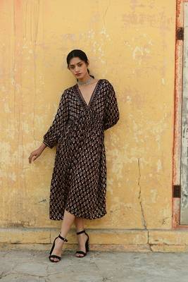 Aaravi black dress 1