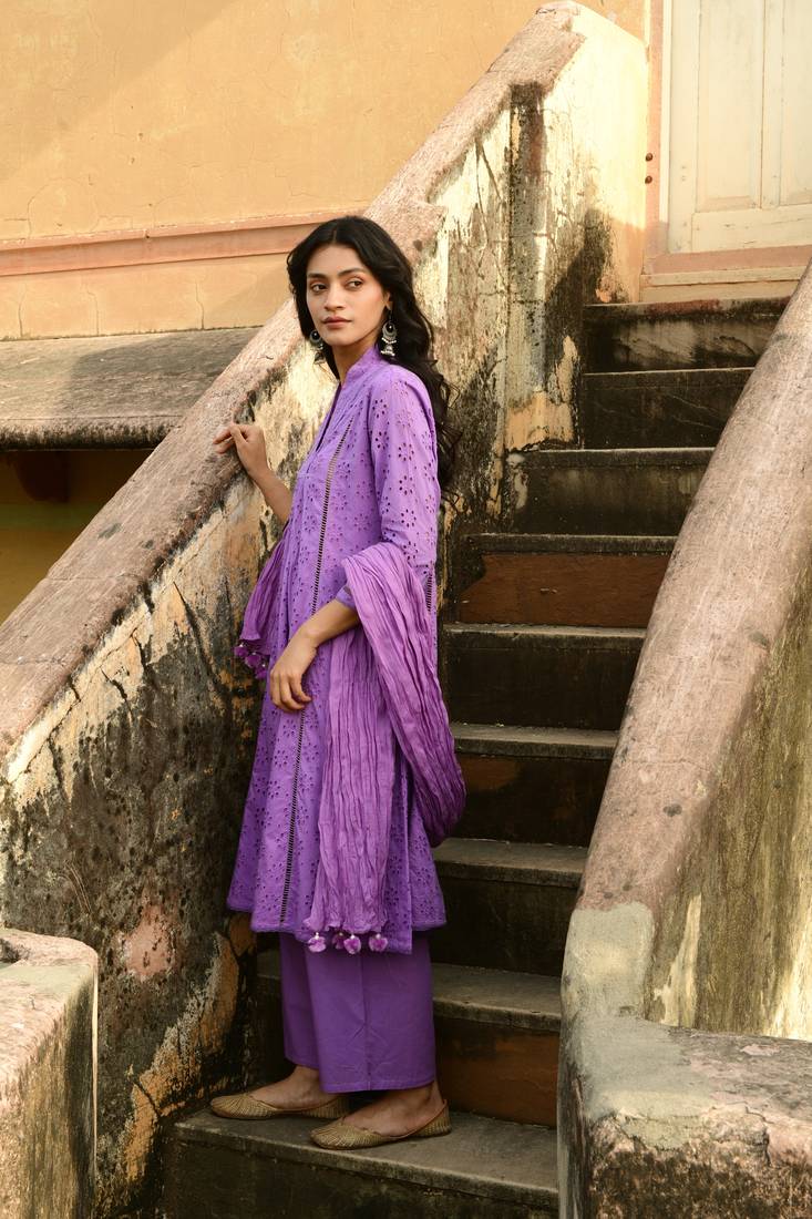 Aaravi dyed schiffli lilac suit set