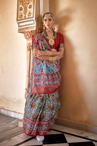 Elora Ethnic Wear Printed Patola Silk Blend Saree (Grey)