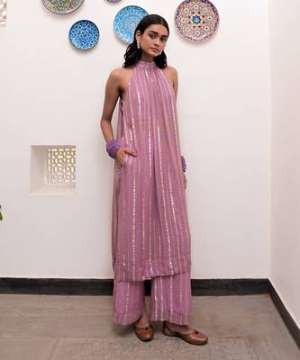 Gulabi nagri  zari textured kurta set 3