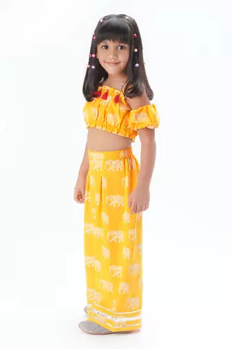 Trunk tales girls yellow co-ord set