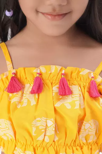Trunk tales girls yellow co-ord set