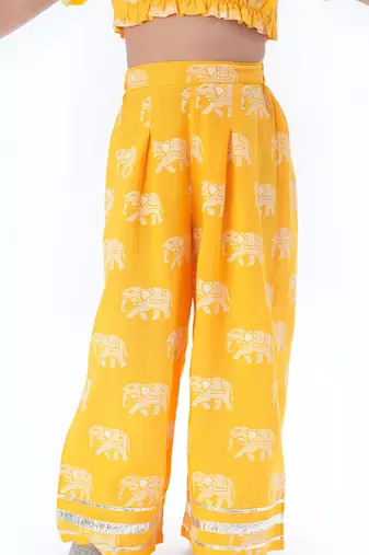 Trunk tales girls yellow co-ord set